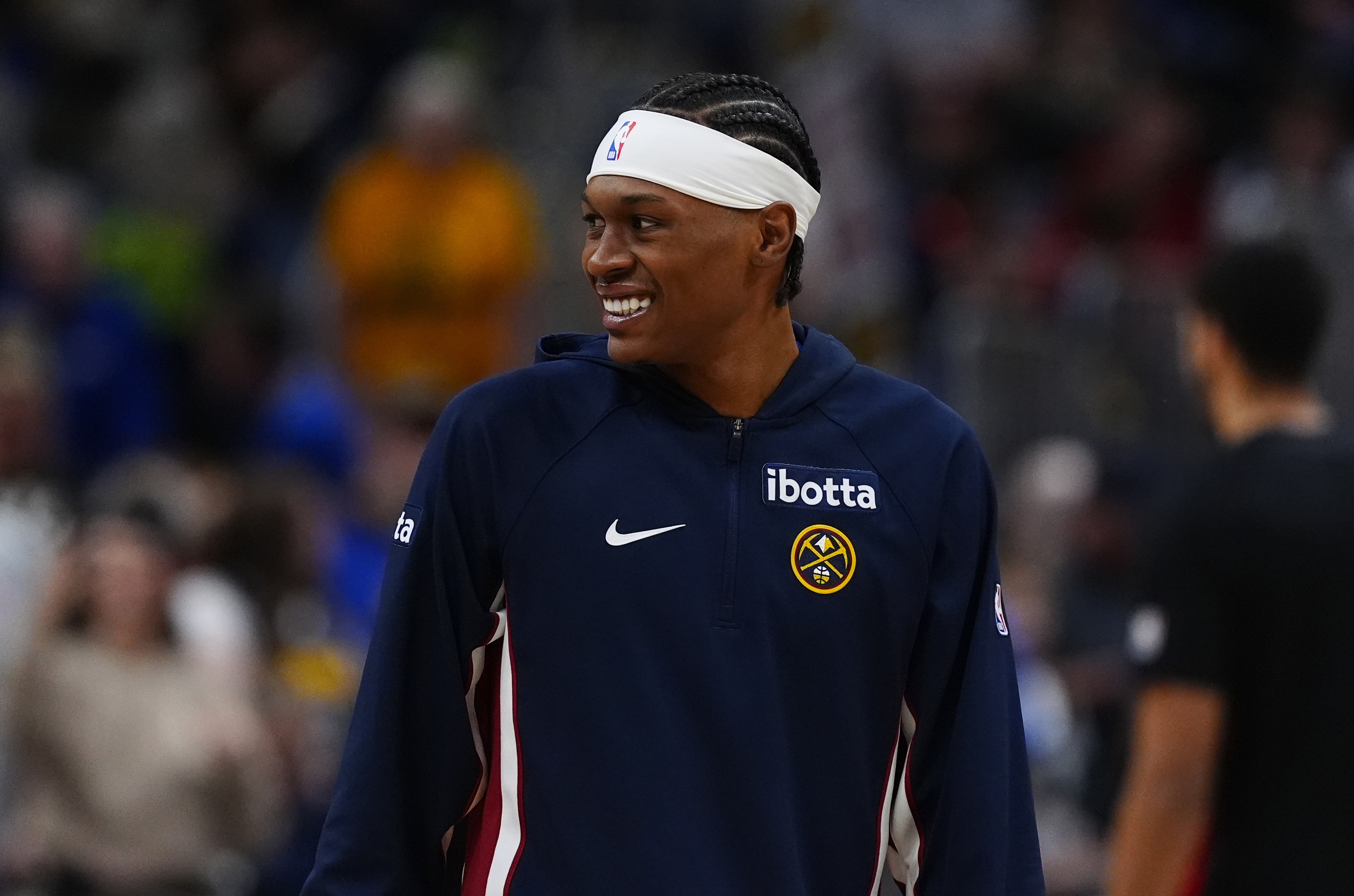 沃特森：掘金在财务上进退两难 很幸运我的问题这么快就得到解决